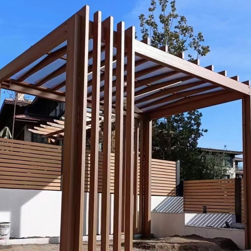Pergola v imitaci kovu